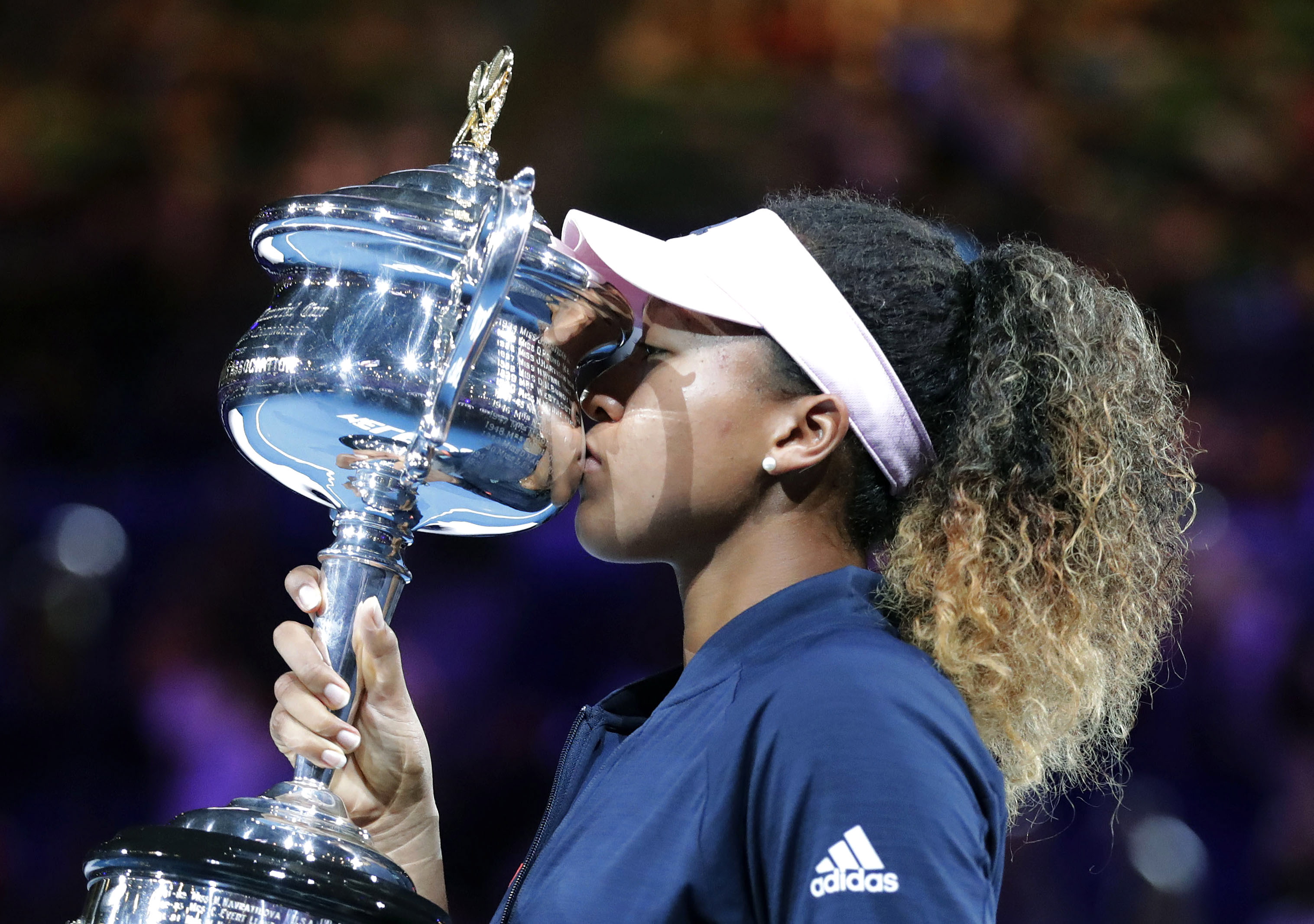 大坂直美连续十场比赛得分超过重返赛场,塞尔维亚队不断突破!热度持续攀升的简单介绍 大坂直美连续十场比赛得分超过重返赛场,塞尔维亚队不断突破!热度持续攀升的简单介绍